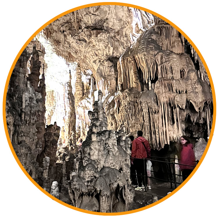 touring the longest cave system in the world